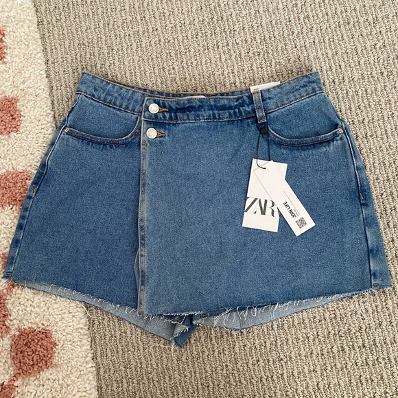 Zara Denim Skort - Picture 1 of 7